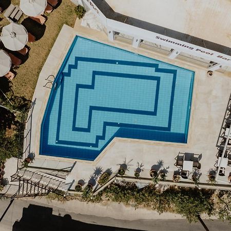 Petra Hotel Agia Galini  Luaran gambar