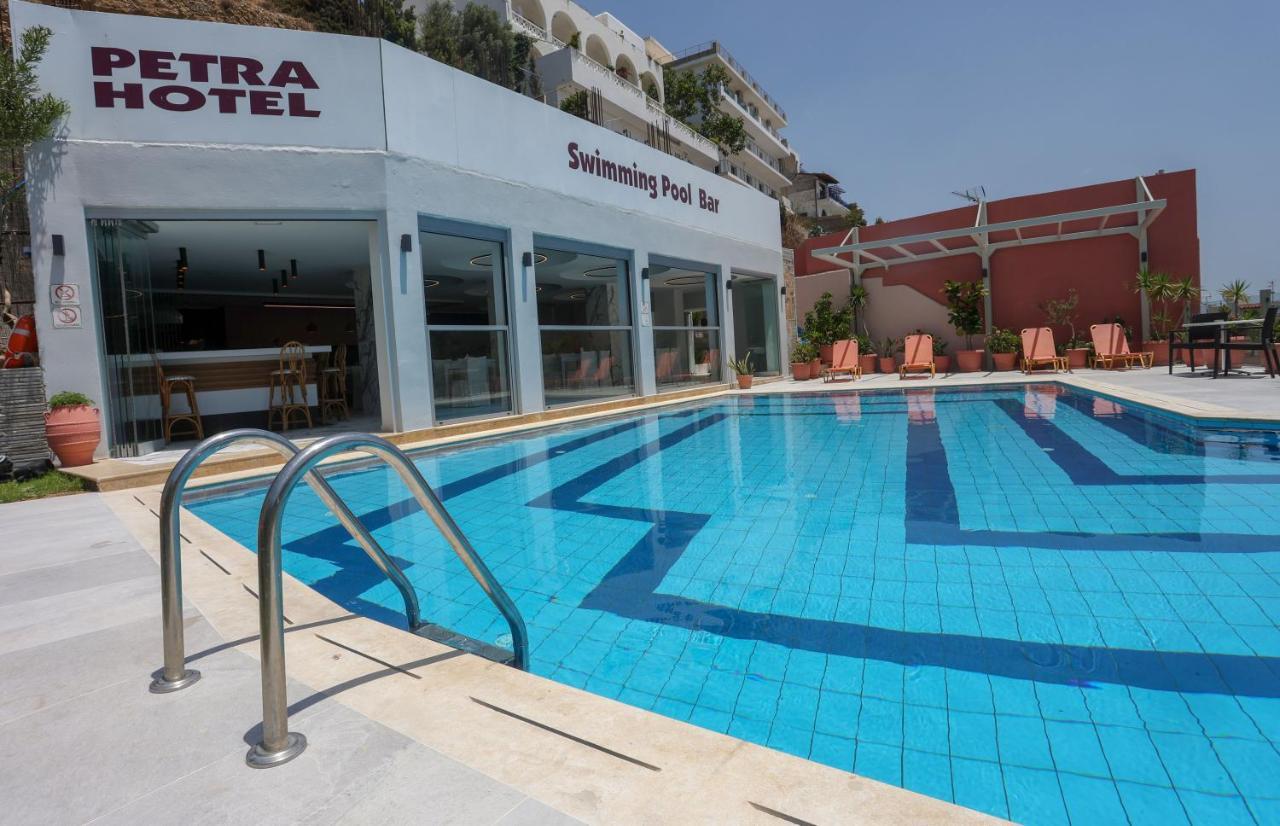 Petra Hotel Agia Galini  Luaran gambar