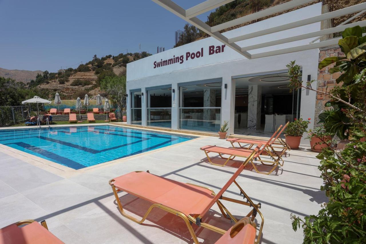 Petra Hotel Agia Galini  Luaran gambar