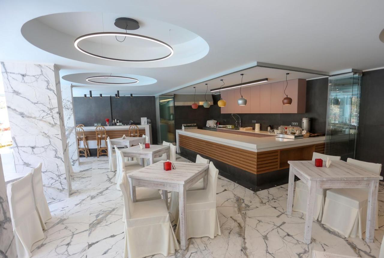Petra Hotel Agia Galini  Luaran gambar
