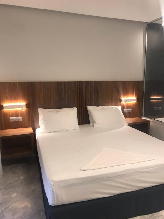 Petra Hotel Agia Galini  Luaran gambar