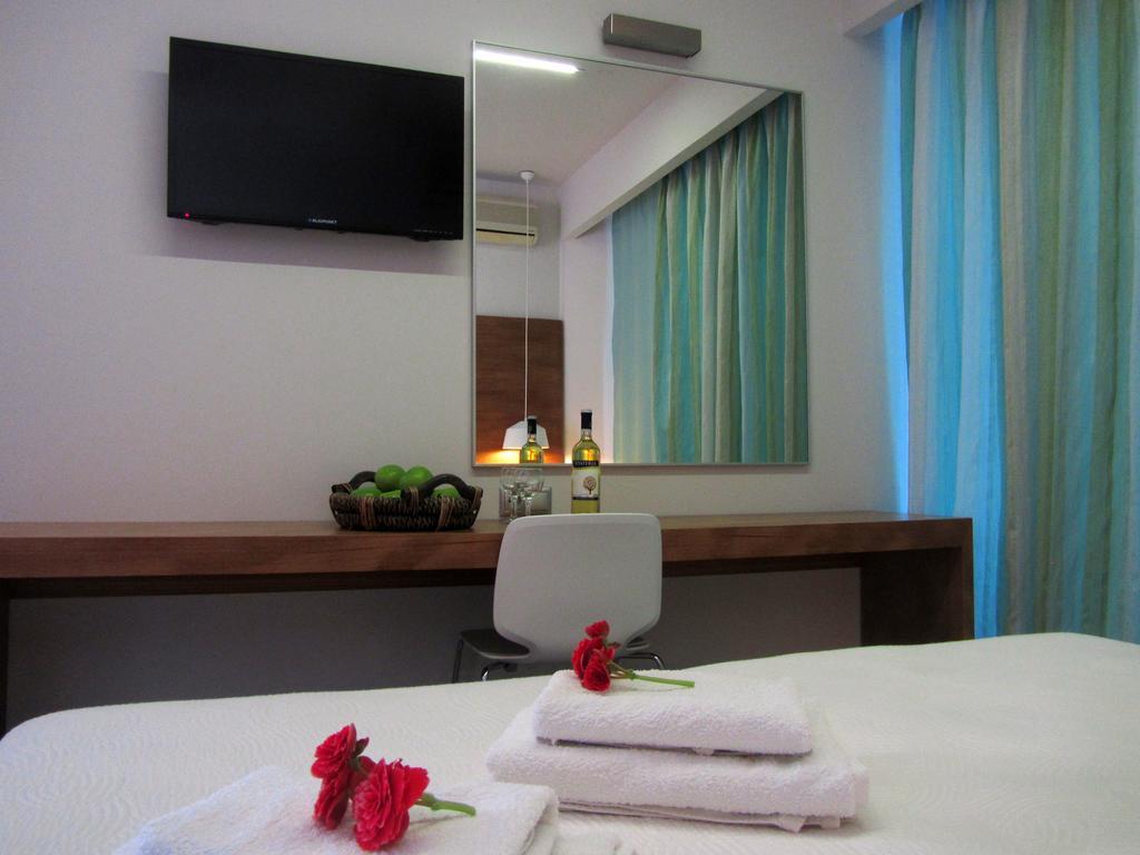 Petra Hotel Agia Galini  Luaran gambar