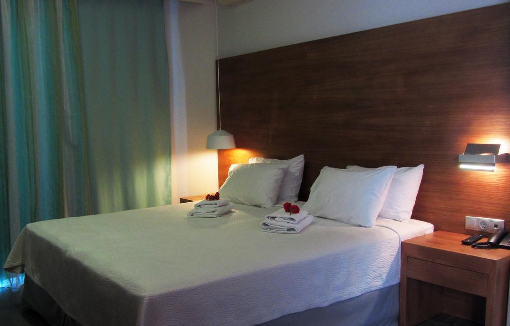 Petra Hotel Agia Galini  Luaran gambar